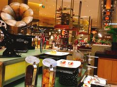 -华邑酒店·鲜艳全日自助餐厅