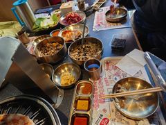 -草家酱蟹炭火烤肉店(珲春南路二店)
