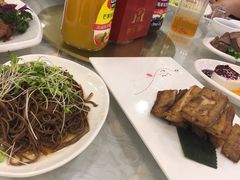 -时代王朝大酒店