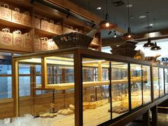 面包甜点陈列柜-窑滚面包专门店(马鞍山金鹰店)