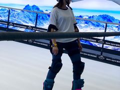 -Hopo Snow 城市滑雪空间(滨江宝龙城店)