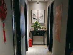 -小邓专业采耳馆(延安西路店)