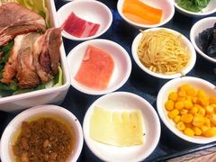 -妈妈故事米线(市府恒隆店)