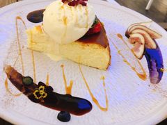 -Mark&Mars Restaurant
