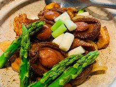 鲍鱼花胶焖鸡-香樟花园新粤料理(无锡万象城店)