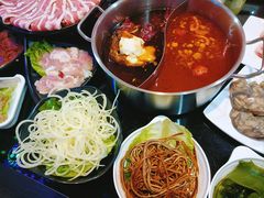 -唯爱KTV聚会餐厅(仙林东城汇店)