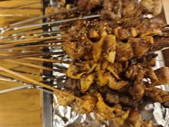 -烤满分·东北烧烤(首经贸店)