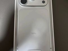 -Apple零售店(青岛万象城店)