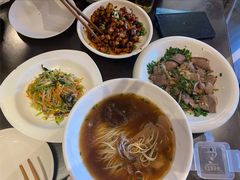 闷蹄二鲜虾面-德兴馆(广东路总店)