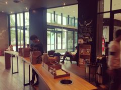-星巴克臻选(成都来福士店)
