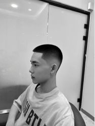 -海文先生国潮烫染男士理发馆