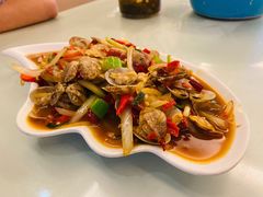 -覃记海鲜美食餐厅