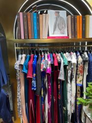 -德川洋服西服礼服订制·丽都皇冠店