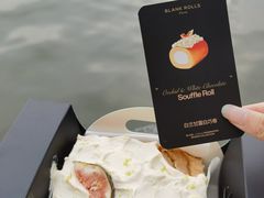 -白蘭BLANK(杭州湖滨银泰in77C区店)