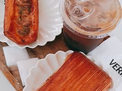 -VERIE BAKEHOUSE