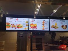 -肯德基(成都机场T2到达精选店)