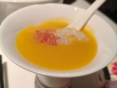 -黛遇·黛瓦宴花园餐厅
