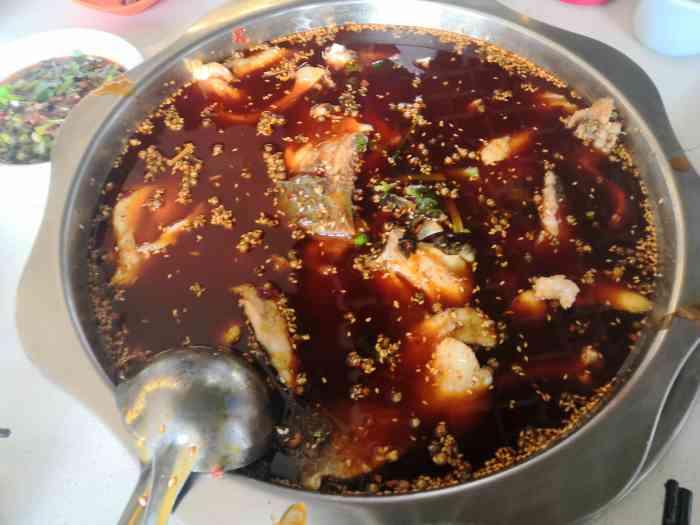 富顺豆花鱼(顺江店)-"这家店在电子科大南门这边,新开的不清楚!