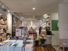 -猫的天空之城概念书店(束河店)