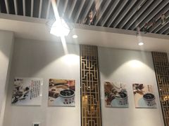 大堂-香港龟正盅 手作糖水甜品龟苓膏(千灯湖环宇城店)