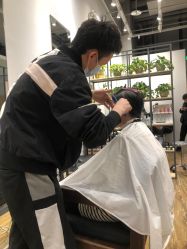 -曼都发型