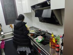 -小草屋轰趴馆别墅派对新场团建家庭聚会