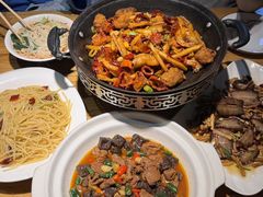 -小三峡食府(西五路店)