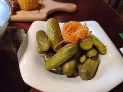 酸黄瓜-马迭尔德式西餐精酿啤酒屋(中央大街店)