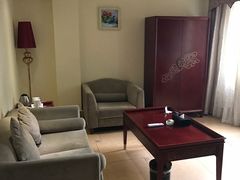 -屋顶顶城市·江景酒店-客房部