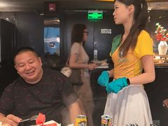 -雍容荟帝王蟹活龙虾展台自助(IFS黑金店)