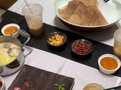 -红鼎豆捞·非遗鲍皇汤火锅(宝丰路店)