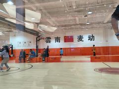-世纪金源购物中心