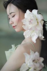 -乐派诗婚纱摄影