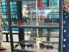 -Trend1881视光·蔡司视觉(领展广场店)