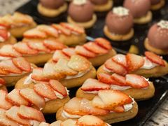-怡豪大饭店·银顶旋转餐厅