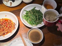 -洞庭土菜小炒馆(易发广场店)