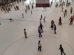 -冰纷万象滑冰场(深圳万象城店)