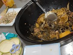 -屯老二农家铁锅炖·行业领军者(梅江店)
