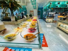 自助取餐区-绿岛港轩海鲜烤肉涮锅自助餐厅