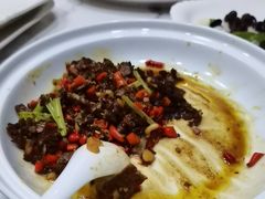 -园中园美食城