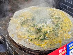 -正宗杂粮煎饼香软鸡蛋饼