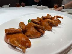 大厨玻璃脆皮妙龄乳鸽-天然台1908(中建广场店)