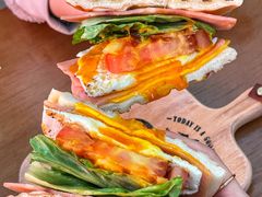 -Catch Bagel(芳草地店)