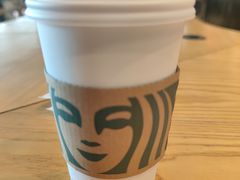 -星巴克(广州南站A18检票口楼上)