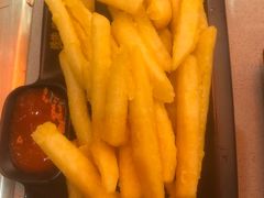 -鲨鱼美式餐厅酒吧Sharky