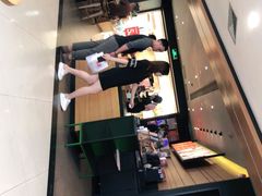 -星巴克(广州中华广场B1层店)