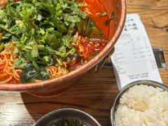 -成都你六姐·牛肉冒菜(上海陆悦汇店)