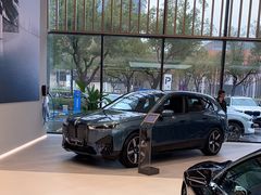 -上海宝信宝马4S店