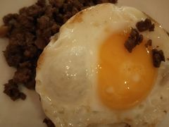 免治牛肉窝蛋饭-沙利文餐厅(南湾街店)