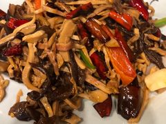 -小厨子私房菜·云南美食店
